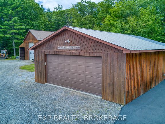 5th image of 2677 Ardoch Rd