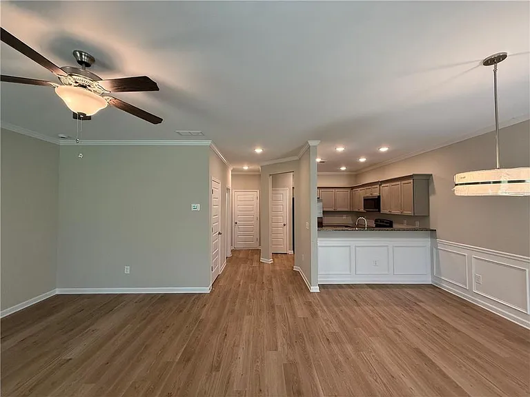 228 Eva Way NE — Photo 4
