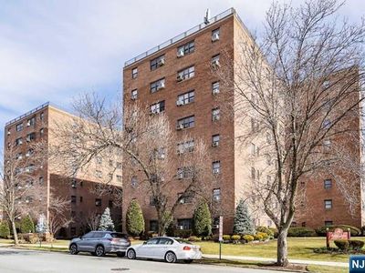 208 Anderson St APT N8B, Hackensack, NJ, 07601