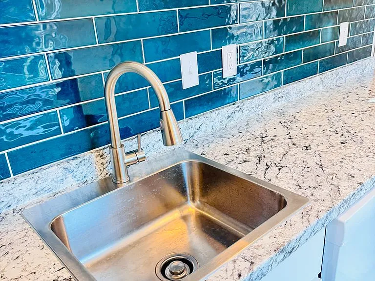 908 Hudson Ave FHY Properties, LLC — Photo 55