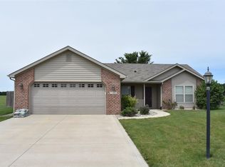 3425 E Sherman St, Columbia City, IN 46725