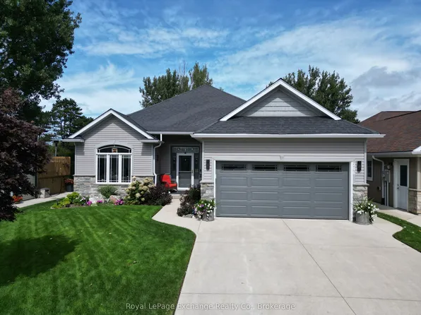 206 Gregor Dr, Huron Kinloss, ON N2Z 0A4