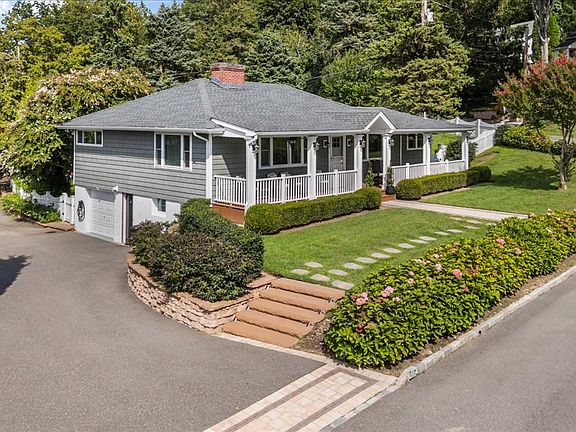 3rd image of 11 Portland Pl