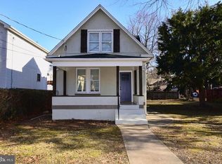 309 Penn St, Riverton, NJ 08077