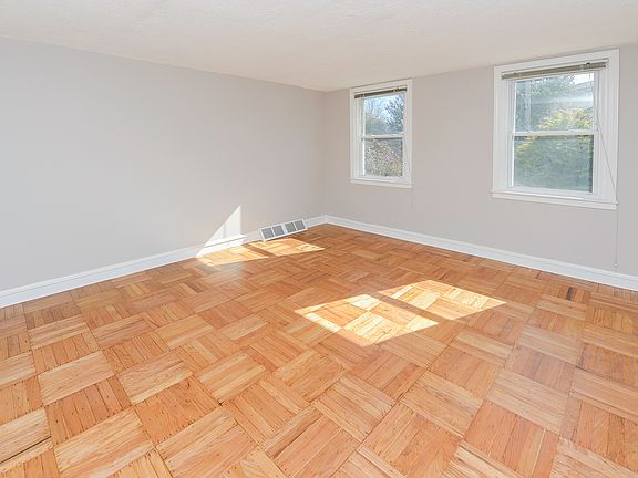 5th image of 3331 Indian Queen Ln #1
