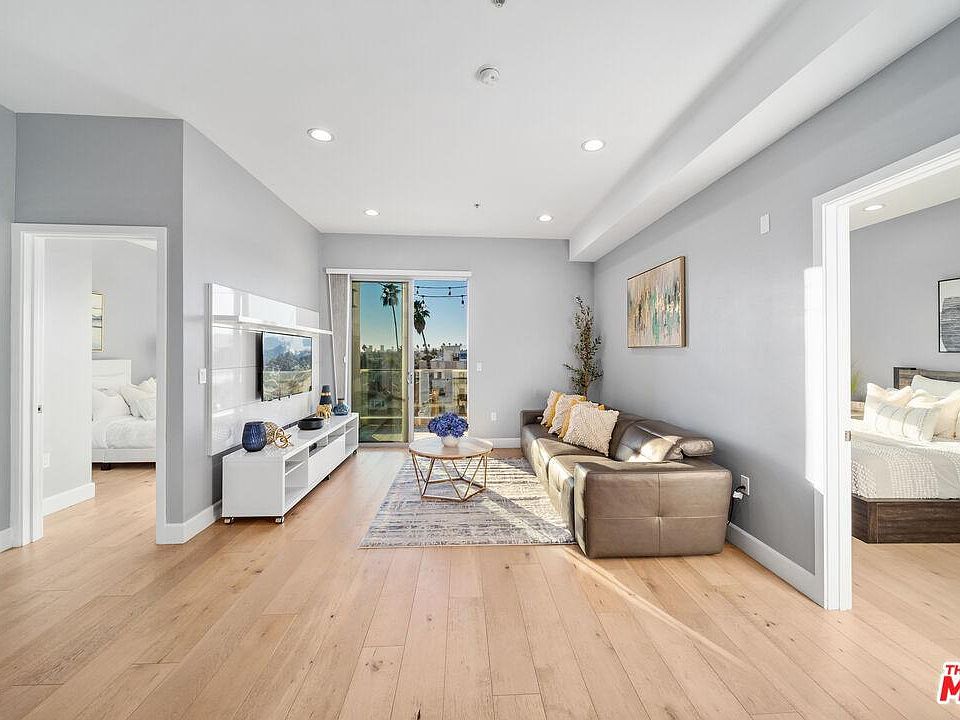 2nd image of 105 S Mariposa Ave APT 404