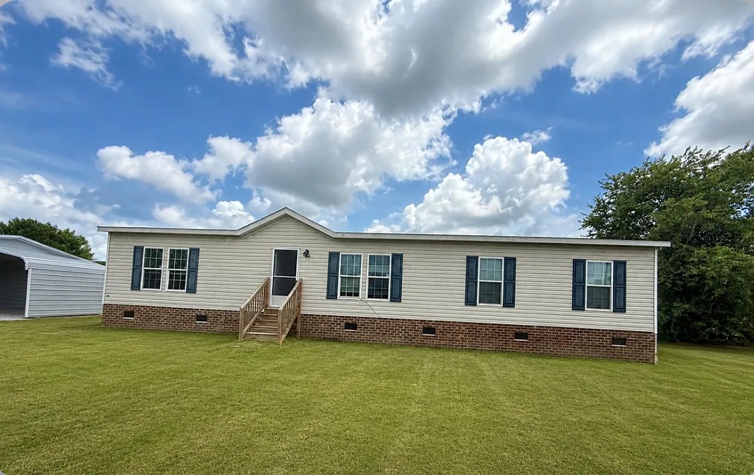 3 bed, 1680 sqft, $2,100 — Photo 1