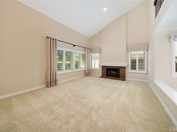 4th image of 12611 Hillside Dr
