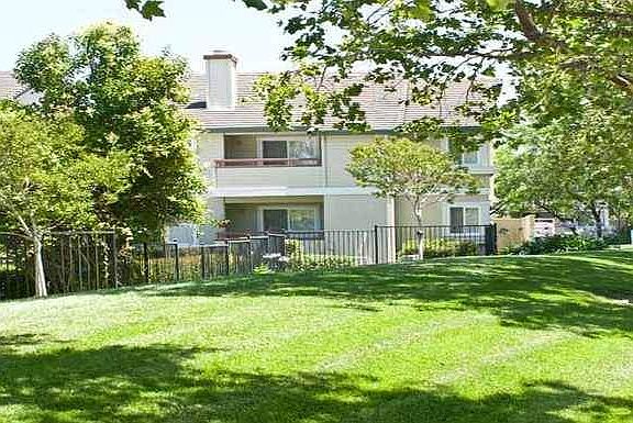 2nd image of 300 Peppertree Way #274