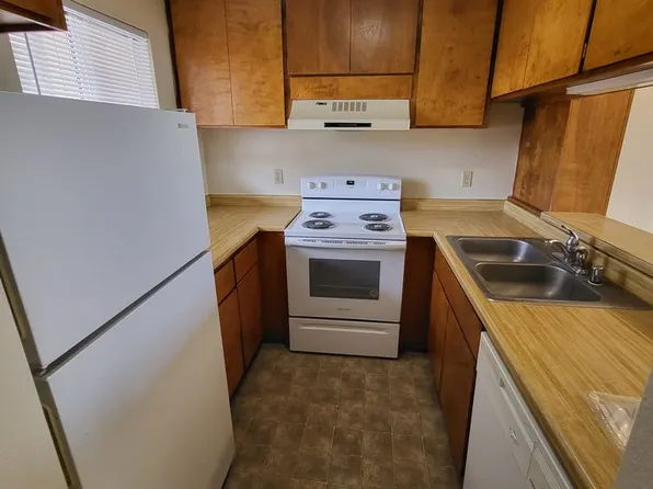 LON1888**, 1888 E Long St #Lon1888-206, Carson City, NV 89706