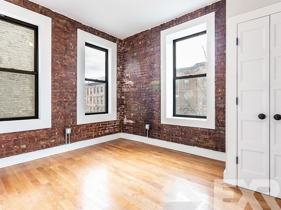 1st image of 1055 Dean St #1X