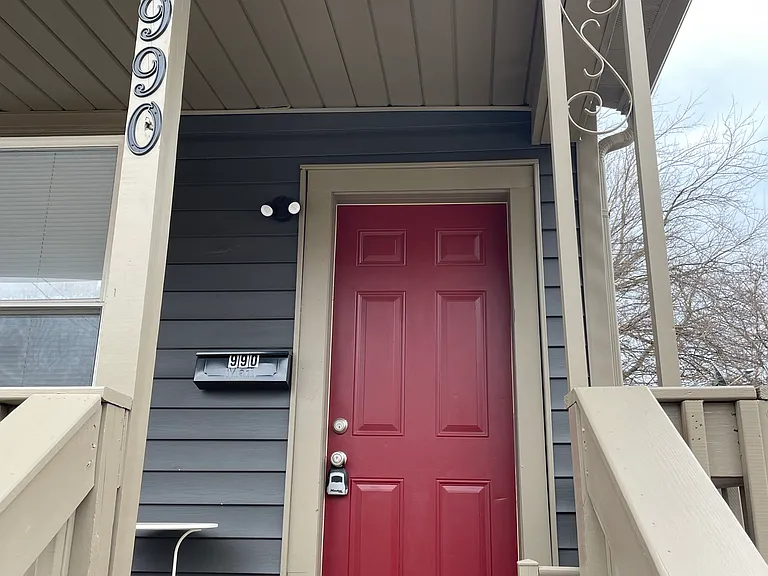 990 N 9th St #990 — Photo 2