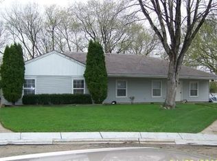 288 Wayne Ct, Bartlett, IL 60103