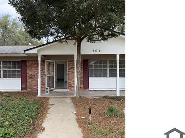 701 Westwood Ln, Brandon, FL 33511