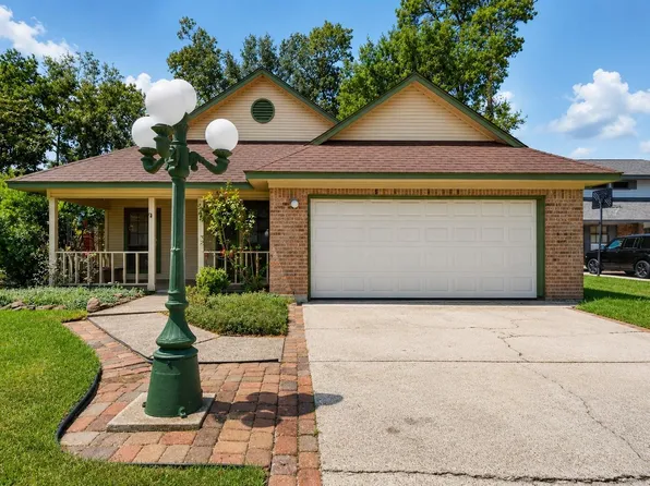15903 Cape Hope St, Crosby, TX 77532