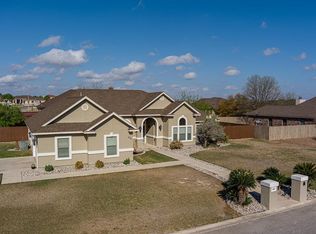 400 Silver Sage Dr, Del Rio, TX 78840