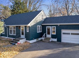 1024 County Road B2 W, Roseville, MN 55113