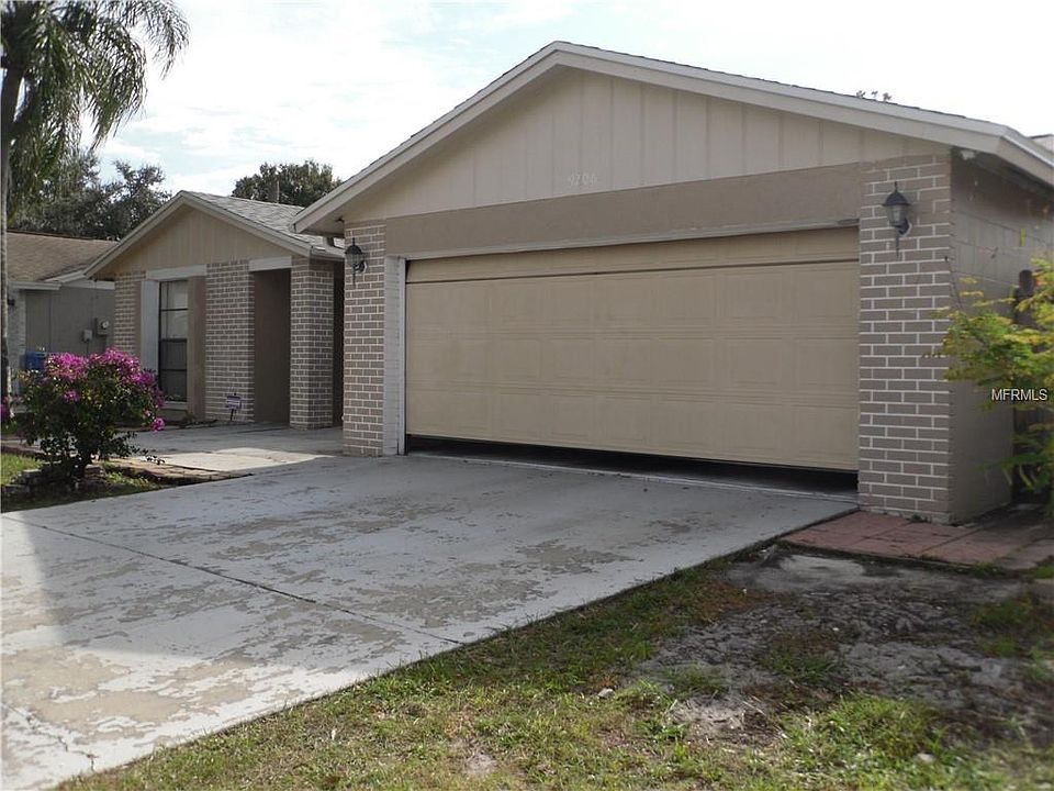 1st image of 9206 Roundwood Ct