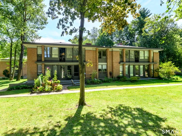 160 Fairfield Woods Road #66, Fairfield, CT 06825