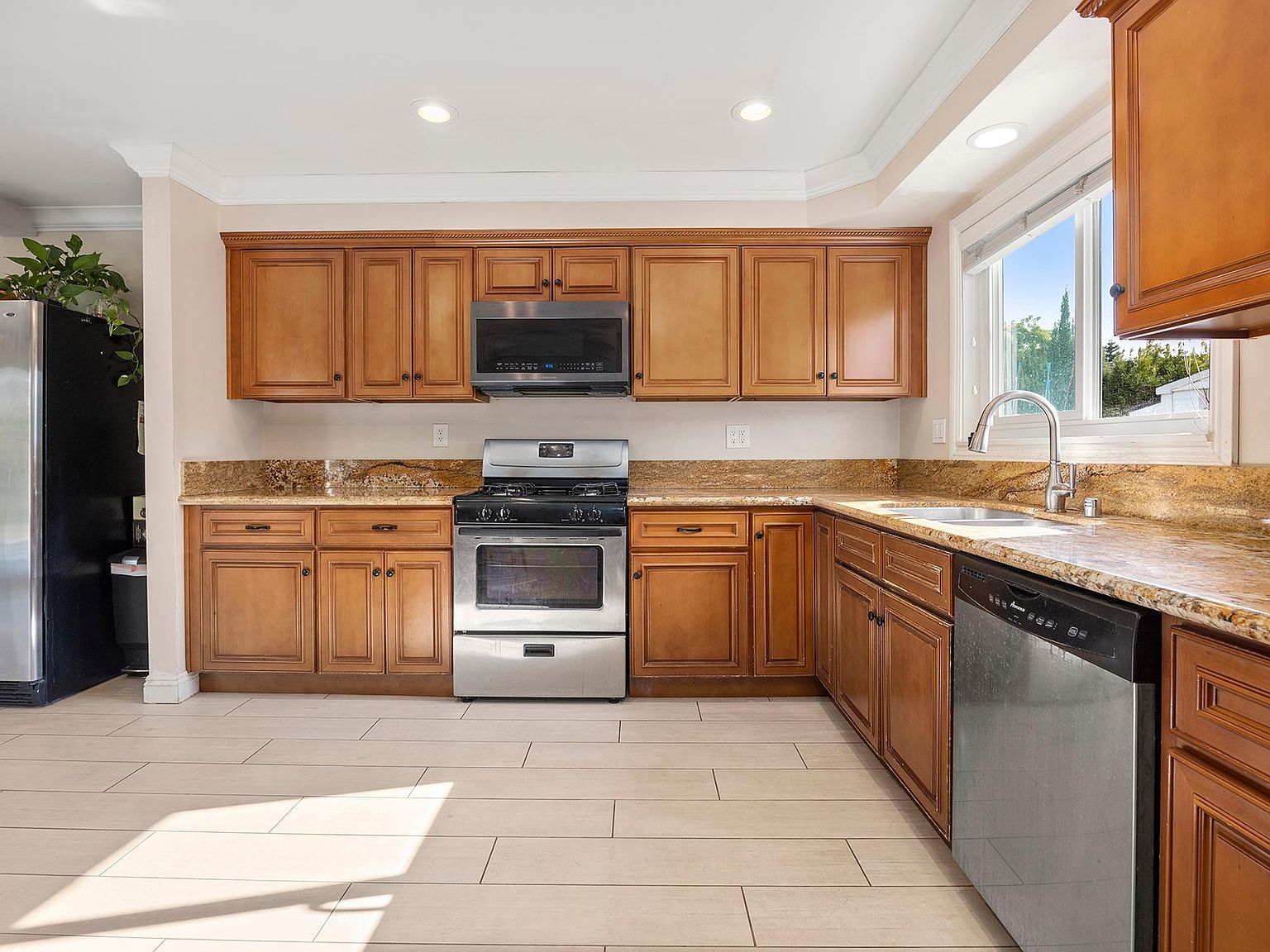 525 S Cardiff St, Anaheim, CA 92806 Zillow