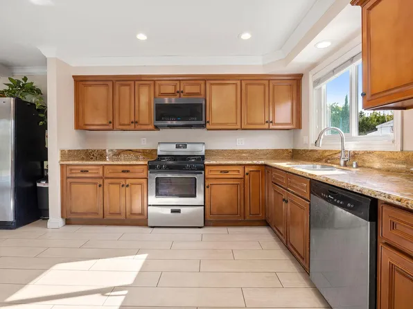 525 S Cardiff St, Anaheim, CA 92806