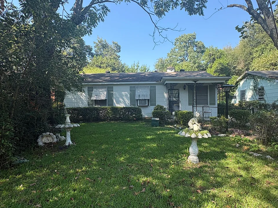 227 E Vandiver Blvd