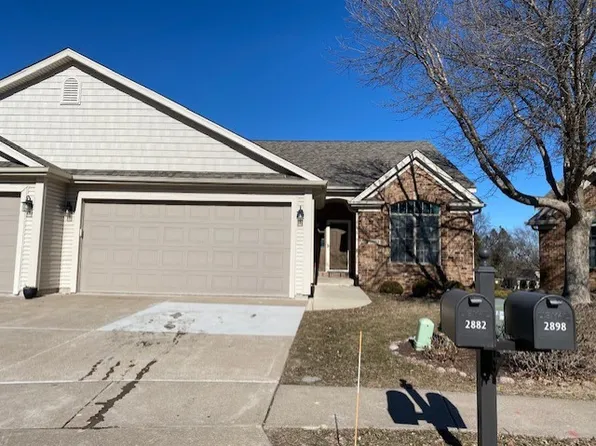 2882 Villa Ct, Bettendorf, IA 52722