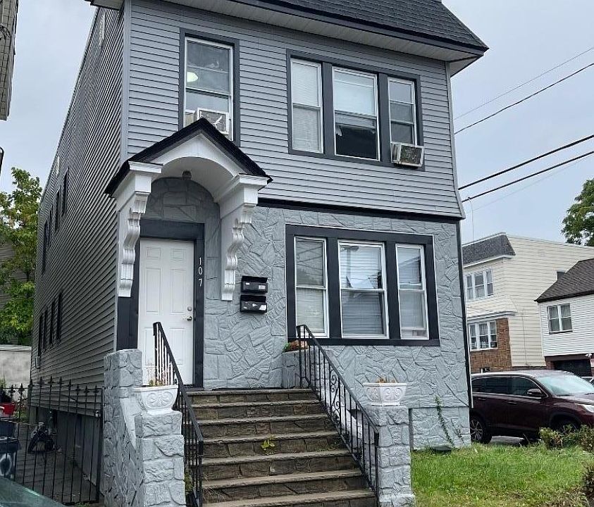 1st image of 107 Delmar Pl #2