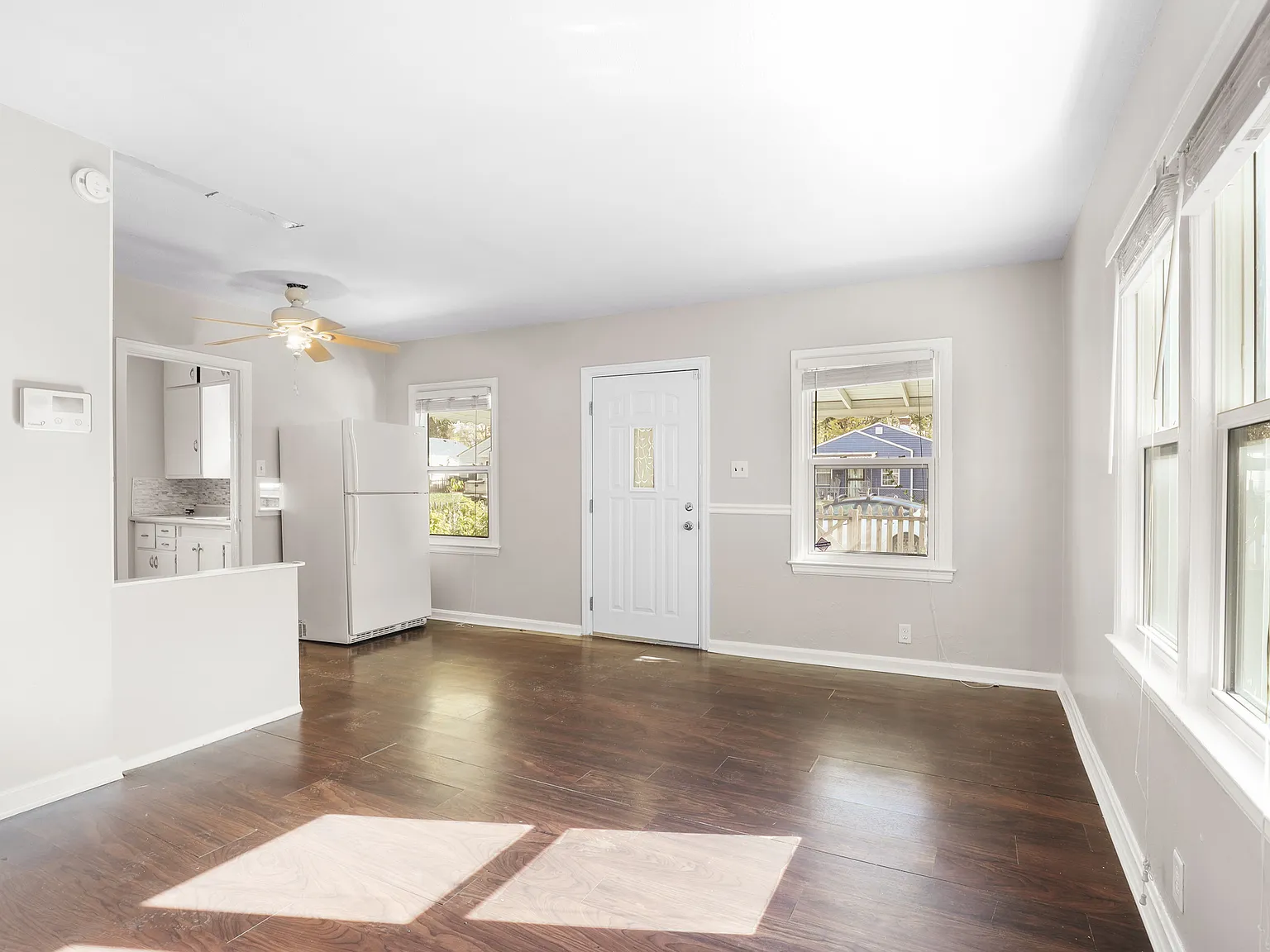 3532 Caroline Avenue - 1 — Photo 4
