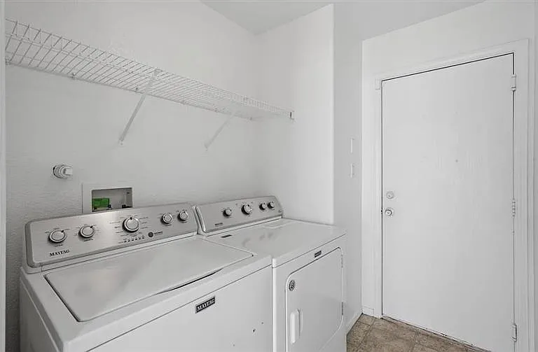 2911 Richardson Way SW — Photo 4