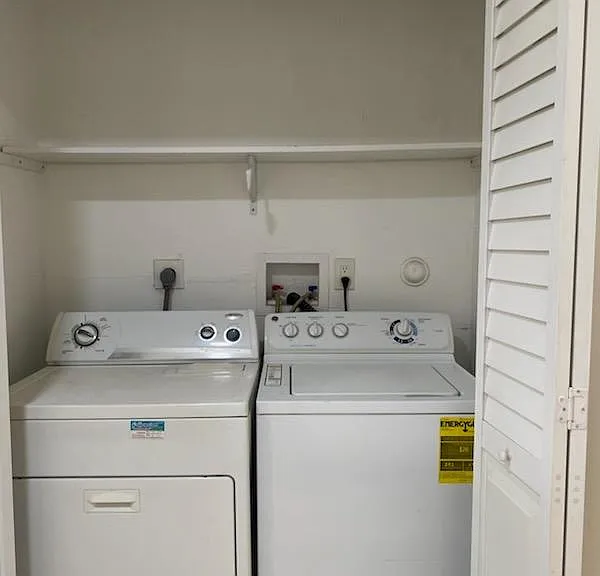 3441 NW 44th St #103 — Photo 10