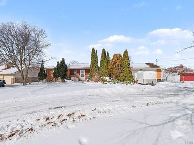 4100 Four Lakes Ave, Linden, MI, 48451