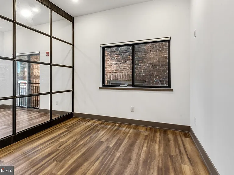 1935 E Hazzard St #304 — Photo 11