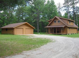9487 Parke Rd, Alanson, MI 49706