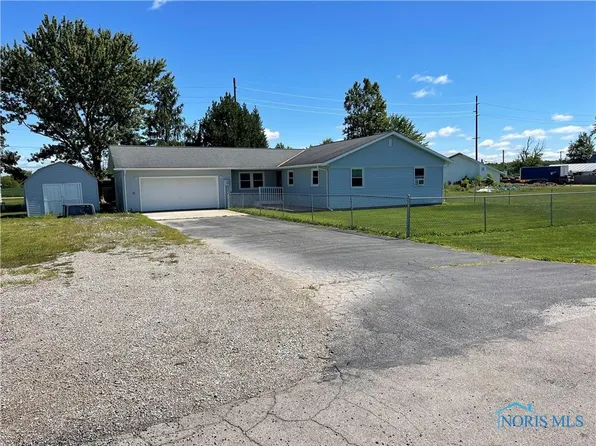 304 Old Farm Trl, Bryan, OH 43506