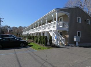 62 Canoe Place Rd APT 515, Hampton Bays, NY 11946