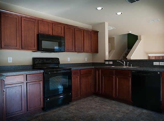 5th image of 6912 Clark Vista Dr