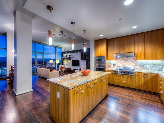 4th image of 38 N Almaden Blvd Unit 2101