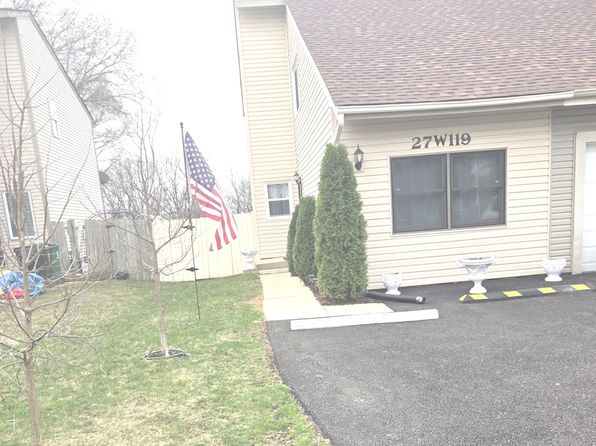 27W119 Cooley Ave, Winfield, IL 60190