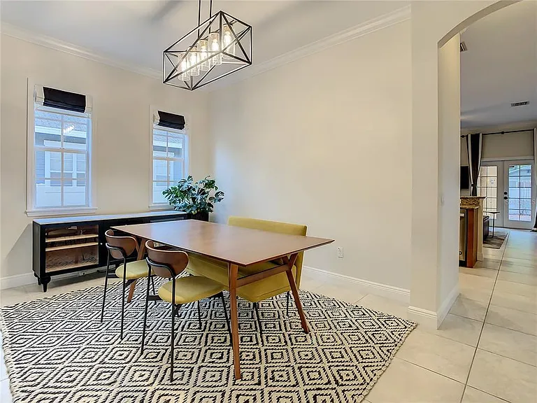 220 W Minnehaha St — Photo 12