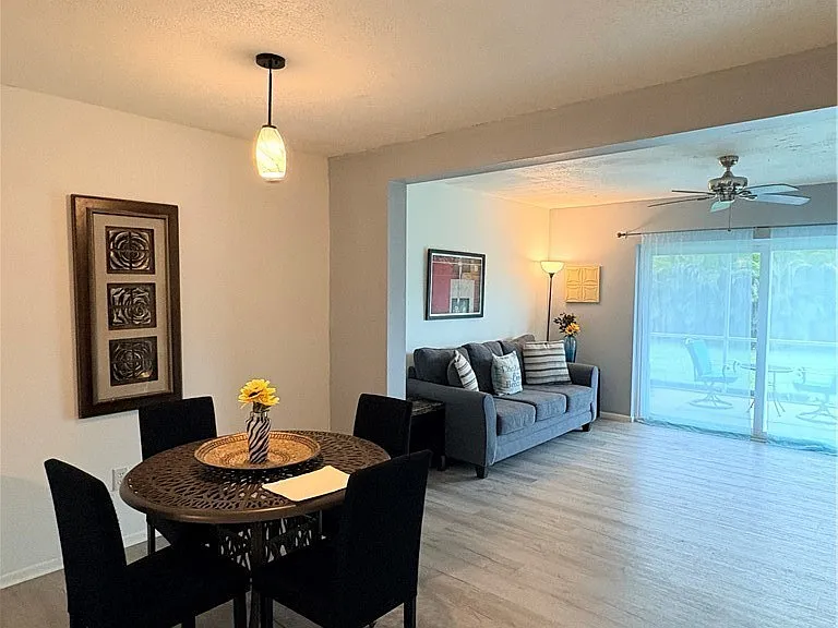 4520 SW 8th Pl #4 — Photo 11