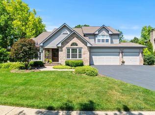 1940 Morningview Dr, Hoffman Estates, IL 60192