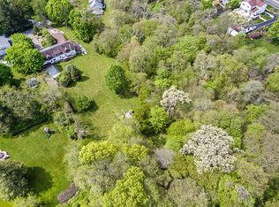 131 Homestead Rd, Oakdale, NY 11769