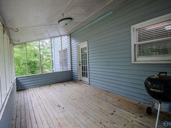1228 Valleywood Rd, Oxford, AL 36203