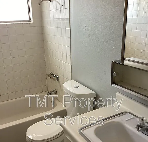 8611 Acapulco Way #1 — Photo 11