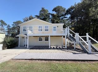 298 Waterlily Rd, Coinjock, NC 27923