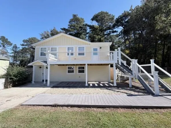 298 Waterlily Rd, Coinjock, NC 27923