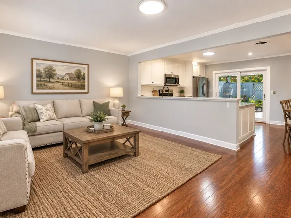 415 Sutton Pl, Auburn, CA 95603