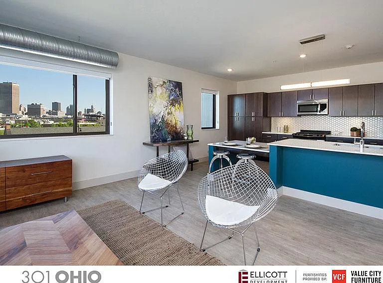 301 Ohio St — Photo 3