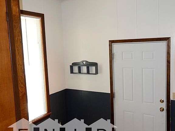 2nd image of 1006 E Park St